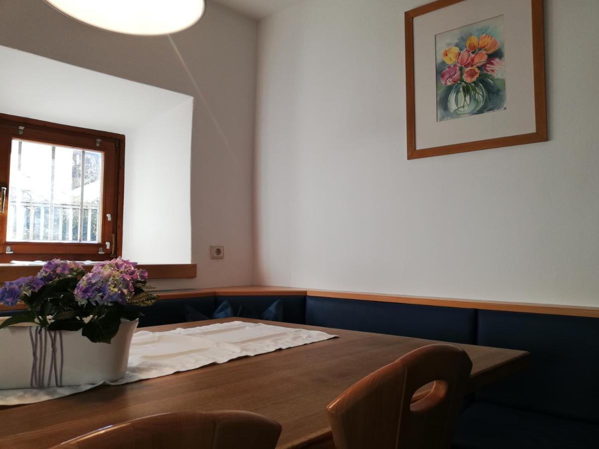Ansitz Grustdorf Apartment อัปเปียโน ซุลลา สตราดา เดล วีโน ภายนอก รูปภาพ
