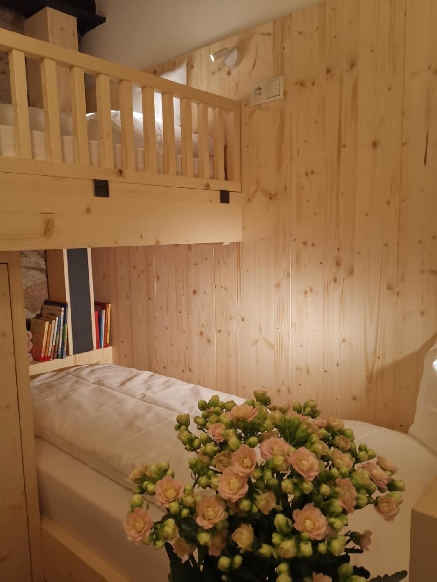 Ansitz Grustdorf Apartment อัปเปียโน ซุลลา สตราดา เดล วีโน ภายนอก รูปภาพ