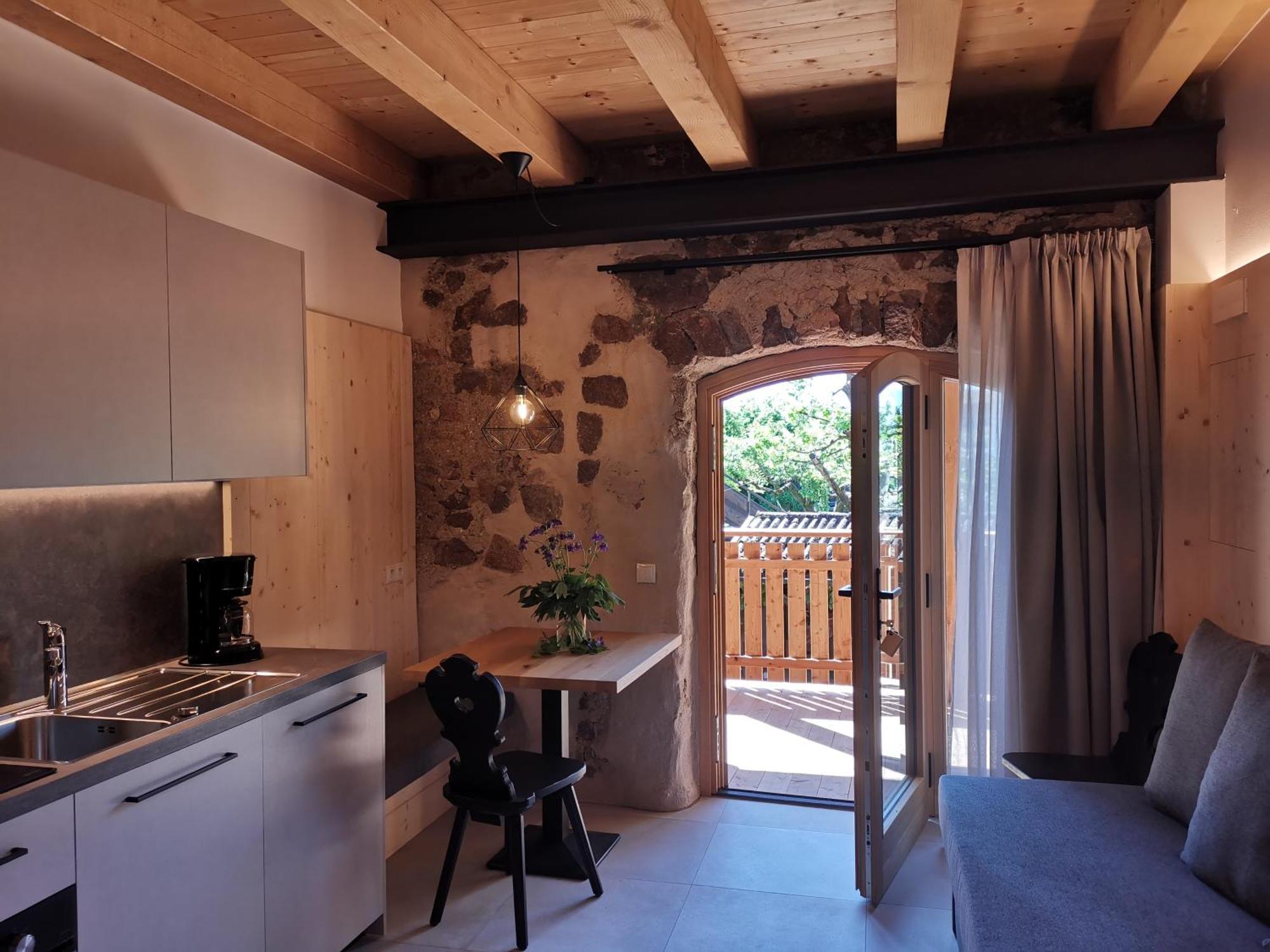 Ansitz Grustdorf Apartment อัปเปียโน ซุลลา สตราดา เดล วีโน ภายนอก รูปภาพ