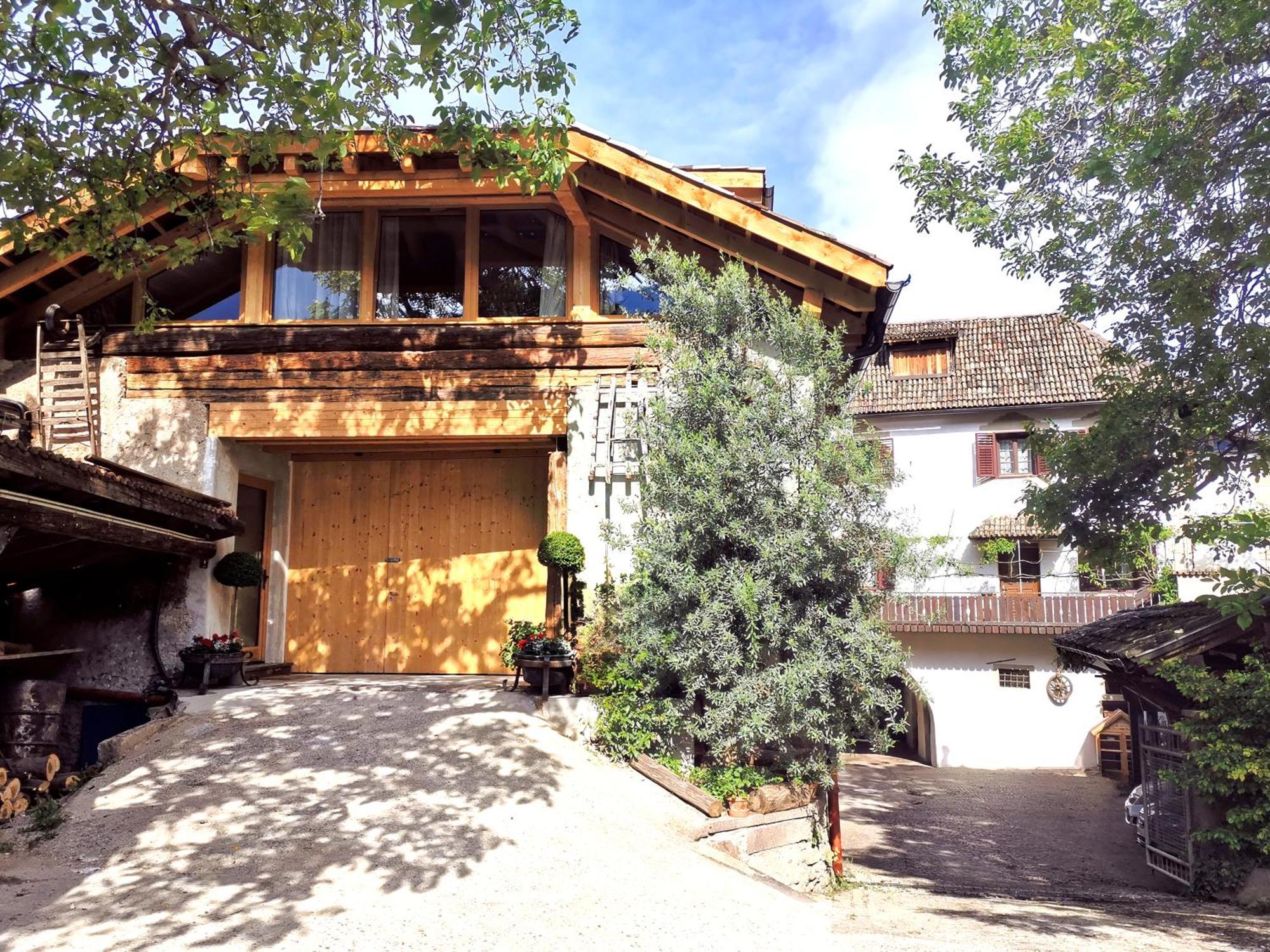 Ansitz Grustdorf Apartment อัปเปียโน ซุลลา สตราดา เดล วีโน ภายนอก รูปภาพ